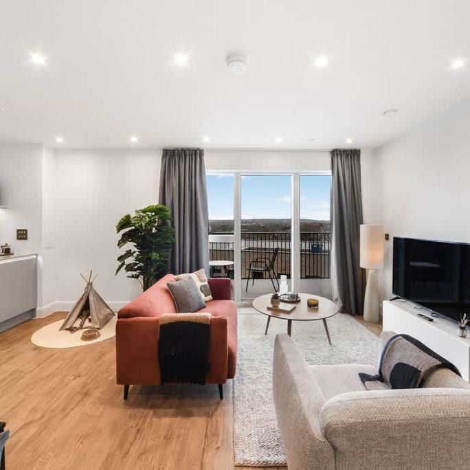 UNCLE, Colindale, NW9 - Photo 1