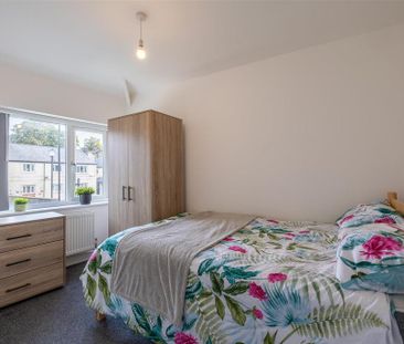 2 bedroom private hall to rent - Photo 3