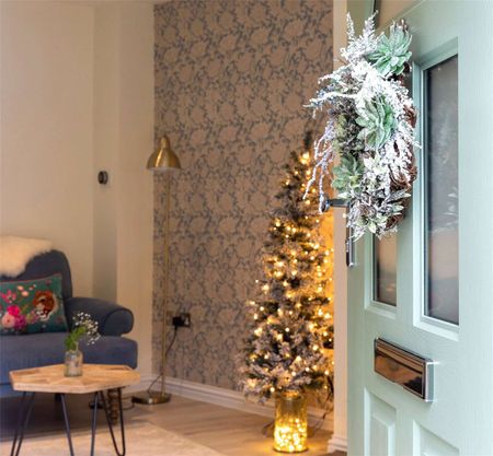 A charming cottage in the heart of Bray with river views. - Photo 4