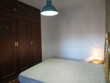 Piso de alquiler en Avinguda de Blasco Ibáñez, Ciutat Jardí - Photo 2