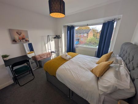 3 bedroom end of terrace house to rent - Photo 4