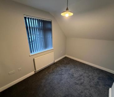 3 bedroom House To Let - Photo 2