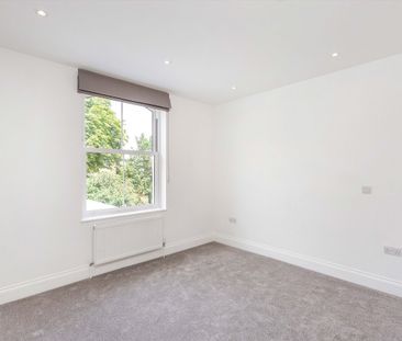 The Broadway, Wimbledon, SW19, London - Photo 4