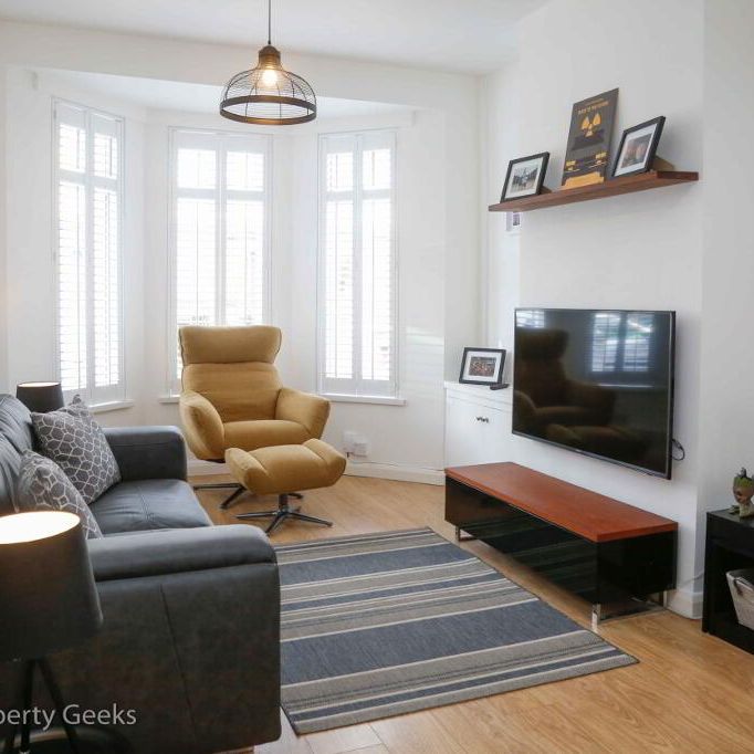 24 Melrose Avenue, Belfast, BT5 5JD - Photo 1