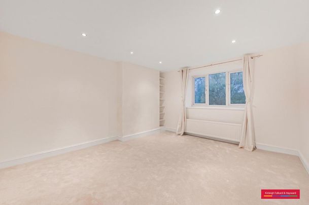 3 bedroom flat to rent - Photo 1