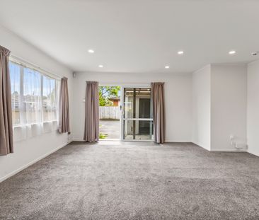 Spacious Fully Renovated Unit - Photo 6