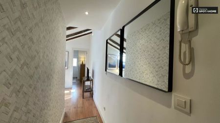 1-bedroom apartment for rent in Trafalgar, Madrid - Photo 2