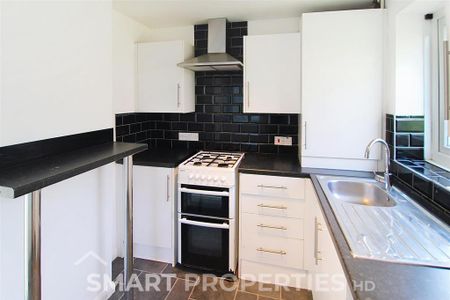 2 bedroom terraced house to rent - Photo 5