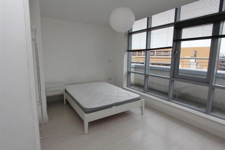 1 bedroom flat to rent - Photo 5