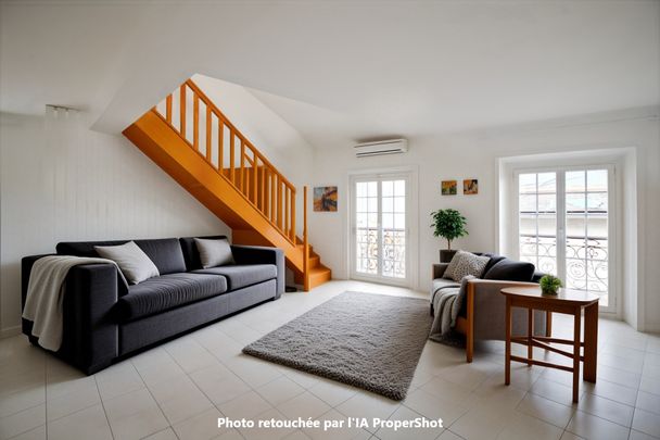 COEUR DE VILLE, GRAND T2 DUPLEX DE CARACTERE ! - Photo 1