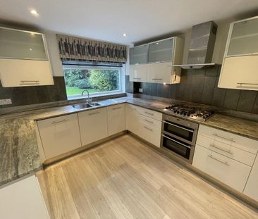 4 bedroom detached house to rent - Photo 4