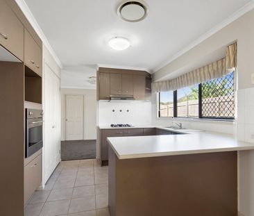 Quality Middle Ridge Home - Photo 5