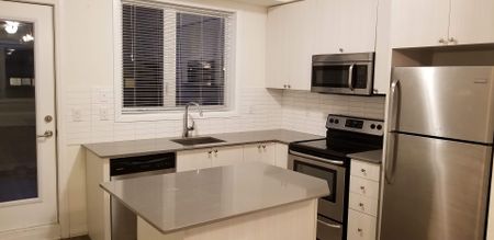 For Lease - 60 Thomas Mulholland Drive Unit# 6, Toronto, Ontario - Photo 2