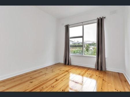 101 Benny Street, Port Noarlunga SA 5167 - House For Rent | Domain - Photo 4