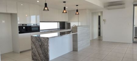 Ocean View Top Floor - Photo 3