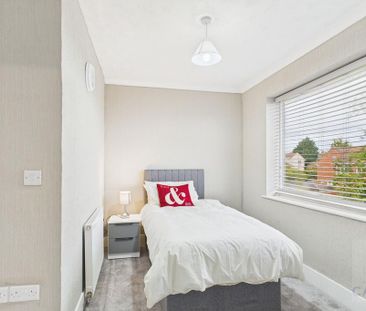 4 bedroom house of multiple occupation to rent - Photo 2