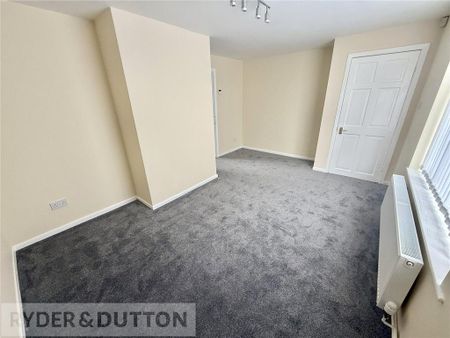 2 bedroom semi-detached house to rent - Photo 3