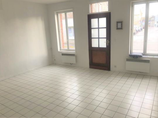 MAISON MARLY 2 CHAMBRES + COUR - Photo 1