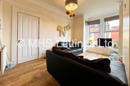 5 Bedroom Mid Terraced House for rent in Headingley Mount - Photo 4