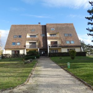 Location Appartement 3 pièces 69m² BEAUNE 21200 - Photo 2