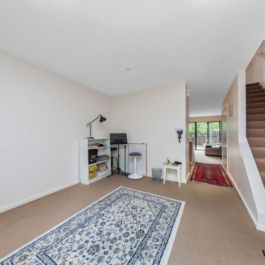 2/2 Archibald Street, Lyneham - Photo 1