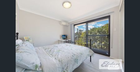 Double Brick Townhouse In Prime Location - Photo 5