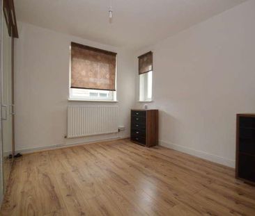 Woodhurst Road, Abbeywood, London, SE2 - Photo 1