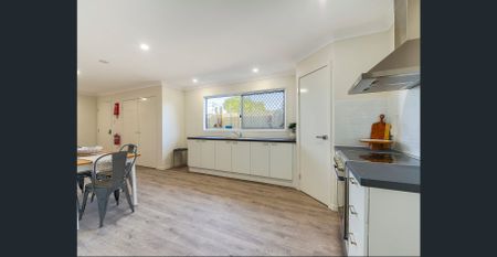 MODERN FULLY FURNISHED STUDIOS – BILLS INCLUDED - Photo 4