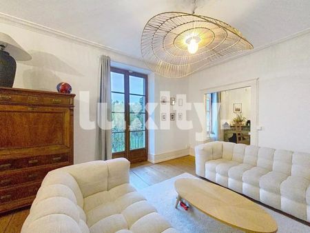 Exceptional listed residence - Lake view and landscaped garden - Photo 5