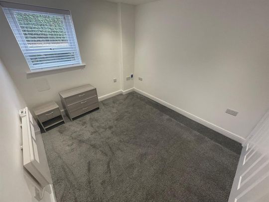 Mitford Road, Armley, LS12 1NF, Leeds - Photo 1