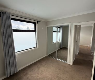Albion - Photo 4