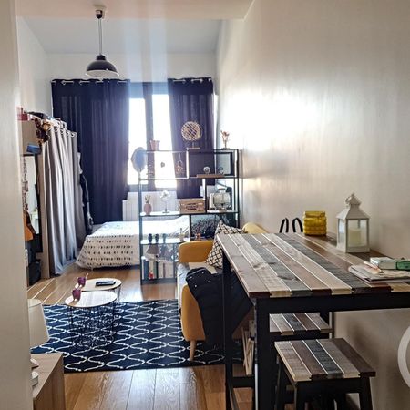 Location Appartement 1 pièce 32m² TROYES 10000 - Photo 3