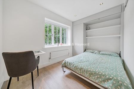 3 bedroom flat to rent - Photo 5