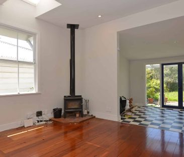 2 bedroom bungalow in Wadestown - Photo 2