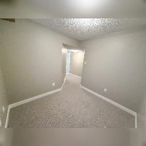 Cybecker 4 bed 3.5 bath Townhouse Edmonton NOW FOR RENT! - Photo 3