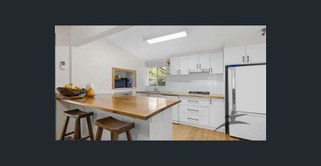 Beachside Home in Olivers Hill - Photo 5