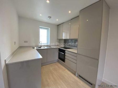 3 bedroom property to rent in Salford - Photo 5