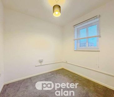 Felbridge Close, Atlantic Wharf, Cardiff, CF10 - Photo 4