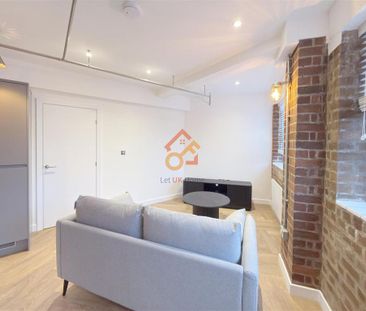 1 bedroom flat to rent - Photo 3