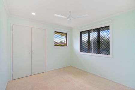 CHARMING FAMILY HOME IN SOUGHT AFTER LOCATION! - Photo 5