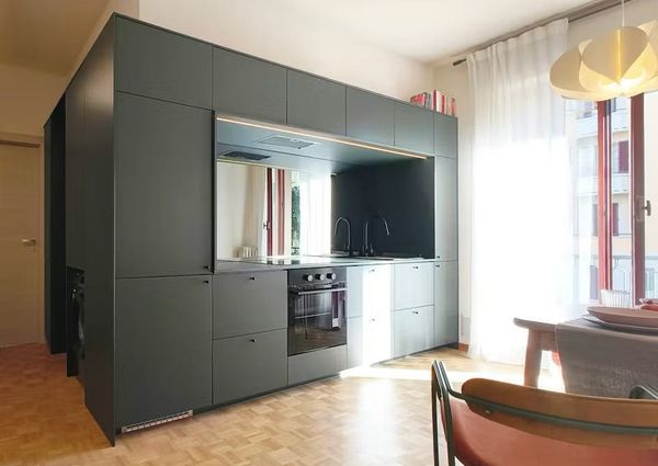 Via Comacchio, Milan, Lombardy 20139