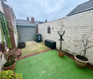 3 bedroom terraced house to rent - Photo 3