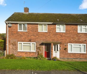 3 bedroom semi-detached house to rent - Photo 6