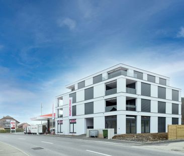 attraktive, helle 3.5 Zimmerwohnung im 2. Obergeschoss - Photo 1