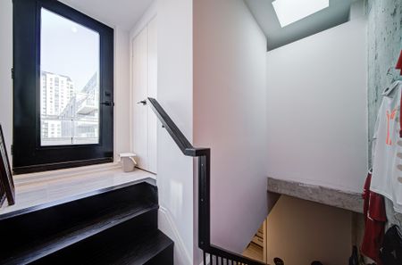 For Lease - 12 Dervock Crescent Unit# 2, Toronto, Ontario - Photo 3