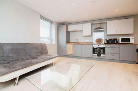 2 bedroom flat to rent - Photo 2