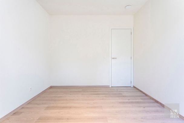 TE HUUR - Nieuwbouw 2-slaapkamerappartement in hartje Lanaken! - Foto 1