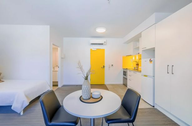 Premier Twin Share Studio(High floor Level 16-20) - Photo 1