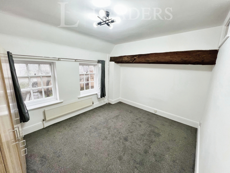 1 bedroom apartment to rent Richmond House, 19 Marlborough Street, SN7 - Photo 3