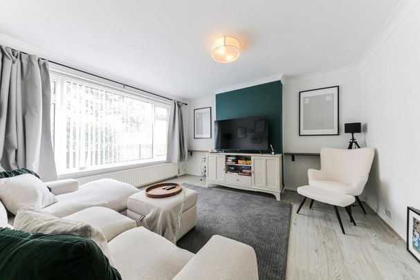 3 bedroom detached house to rent - Photo 1